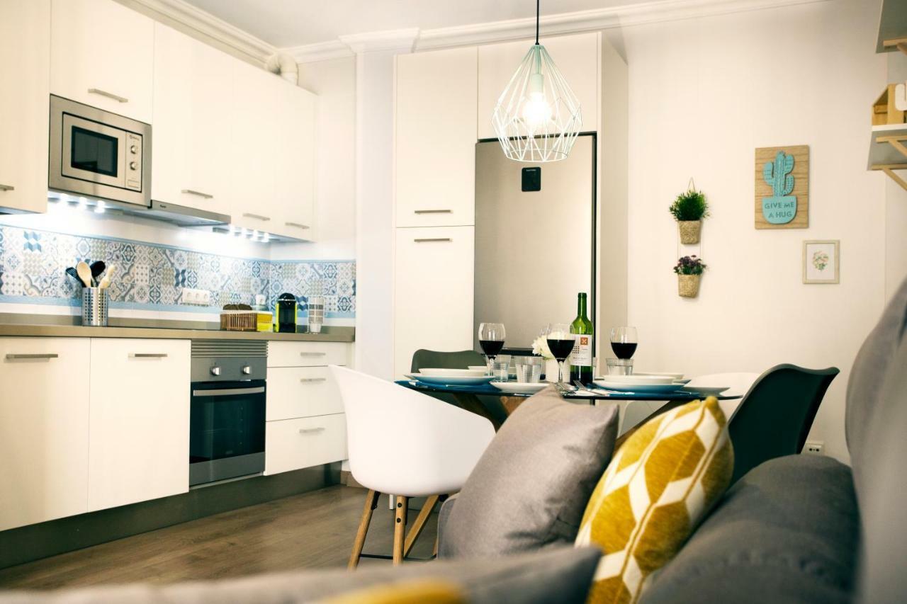 Hi Suite Malaga Centro Exteriör bild